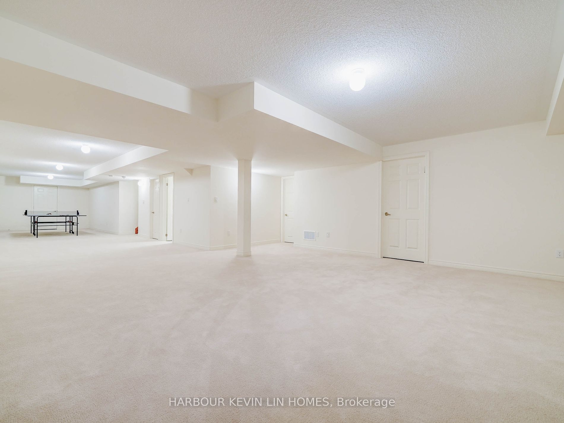 98 Fitzmaurice Dr