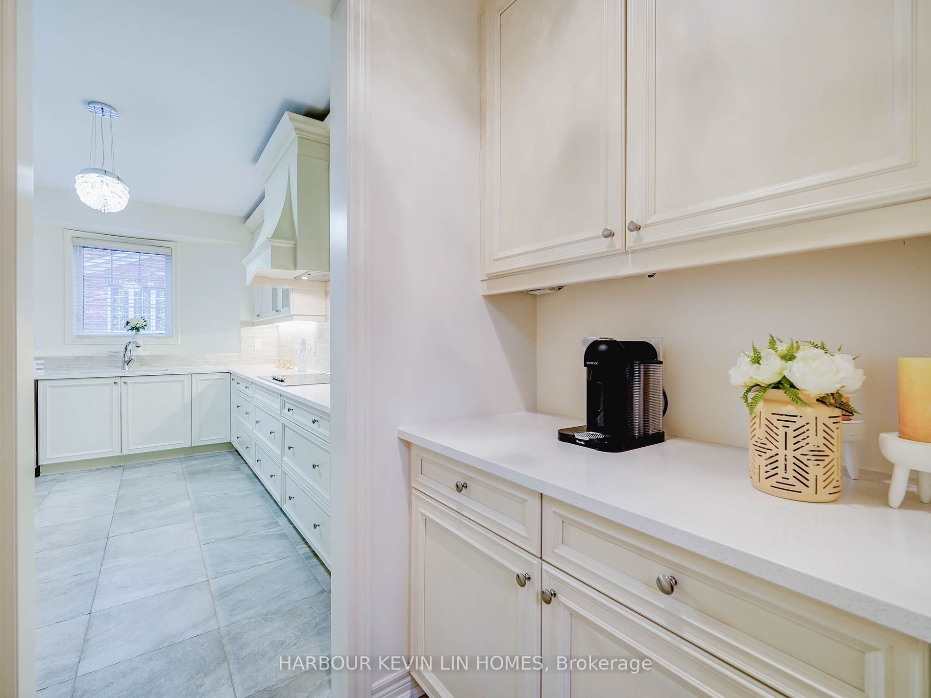 98 Fitzmaurice Dr