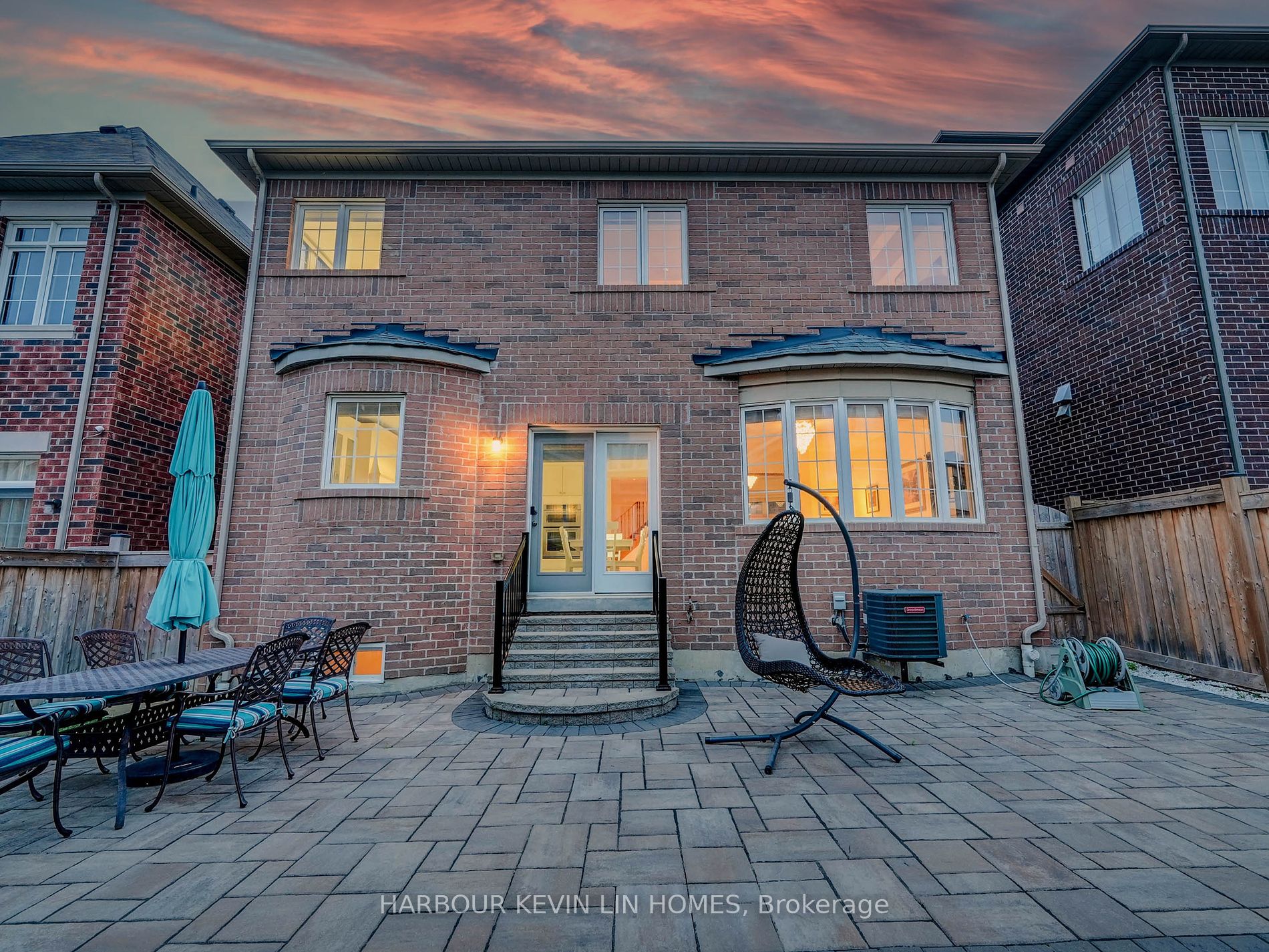 98 Fitzmaurice Dr
