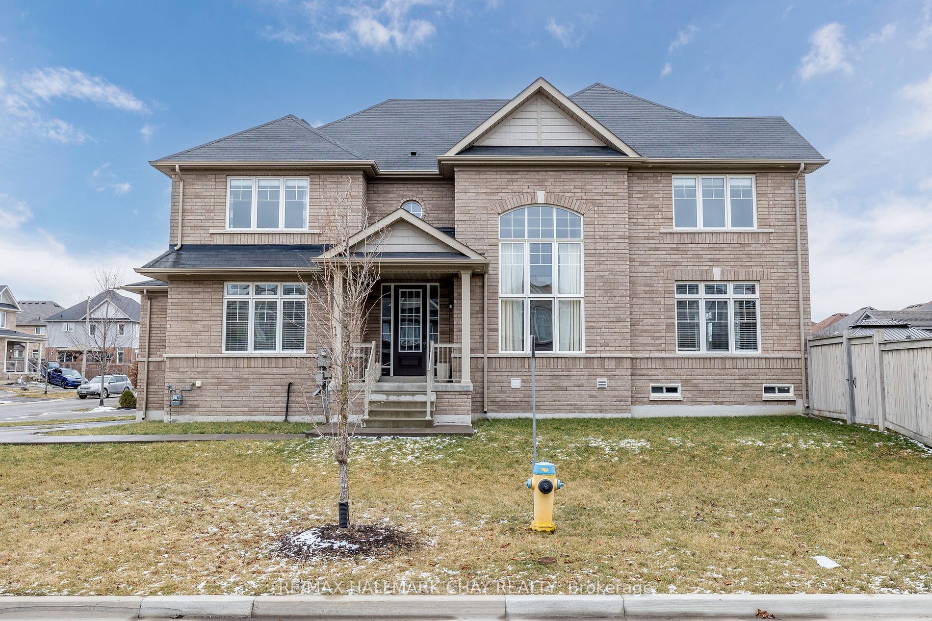 48 Hawke Crescent