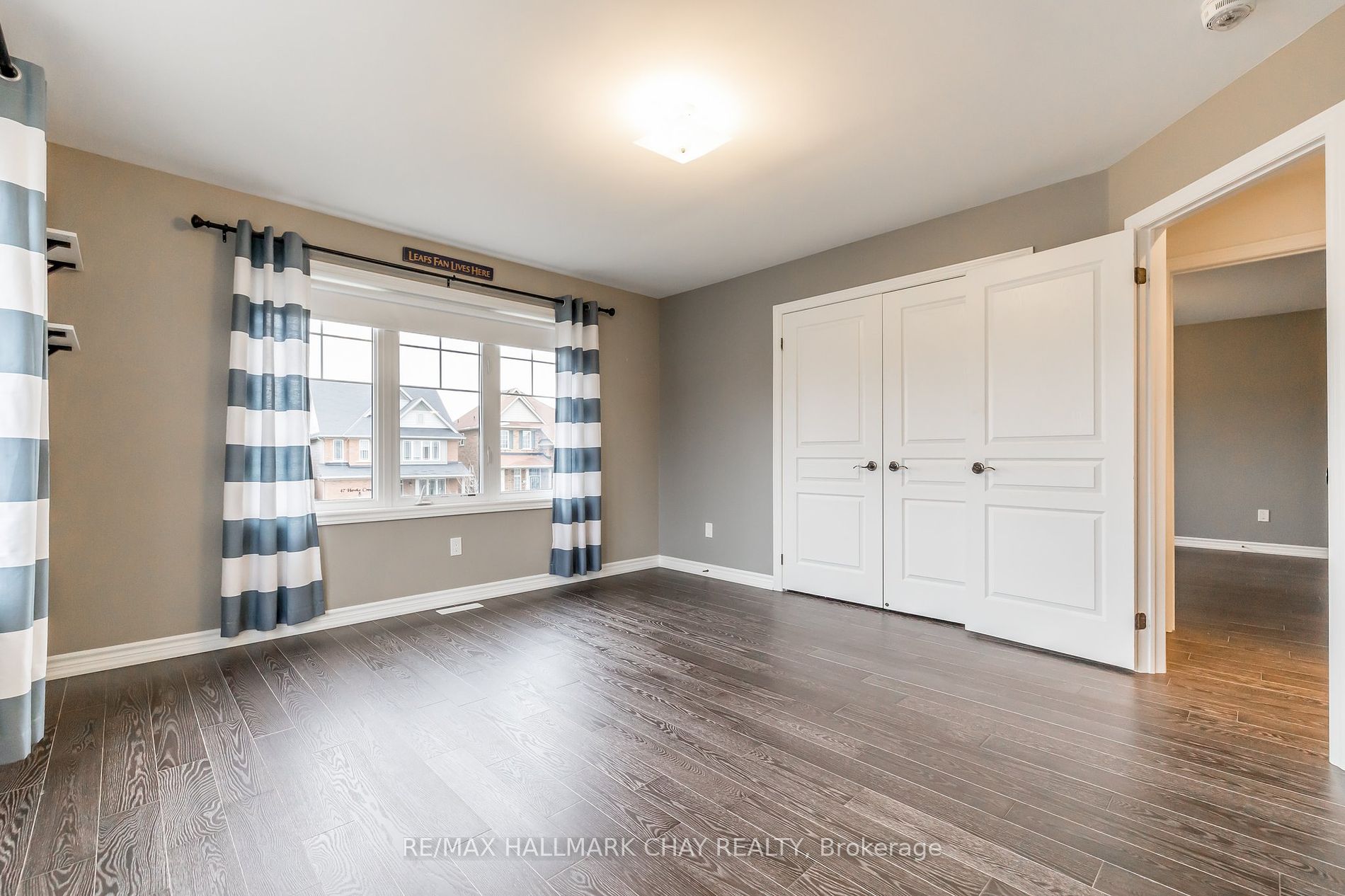 48 Hawke Crescent