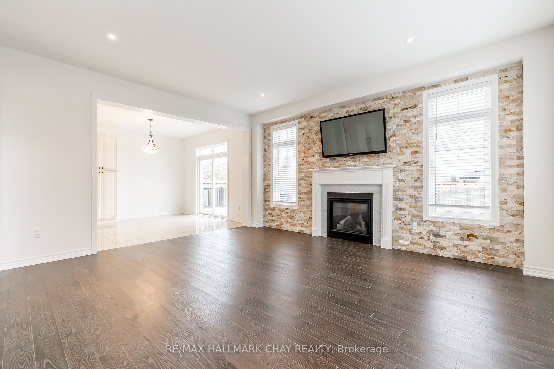48 Hawke Crescent