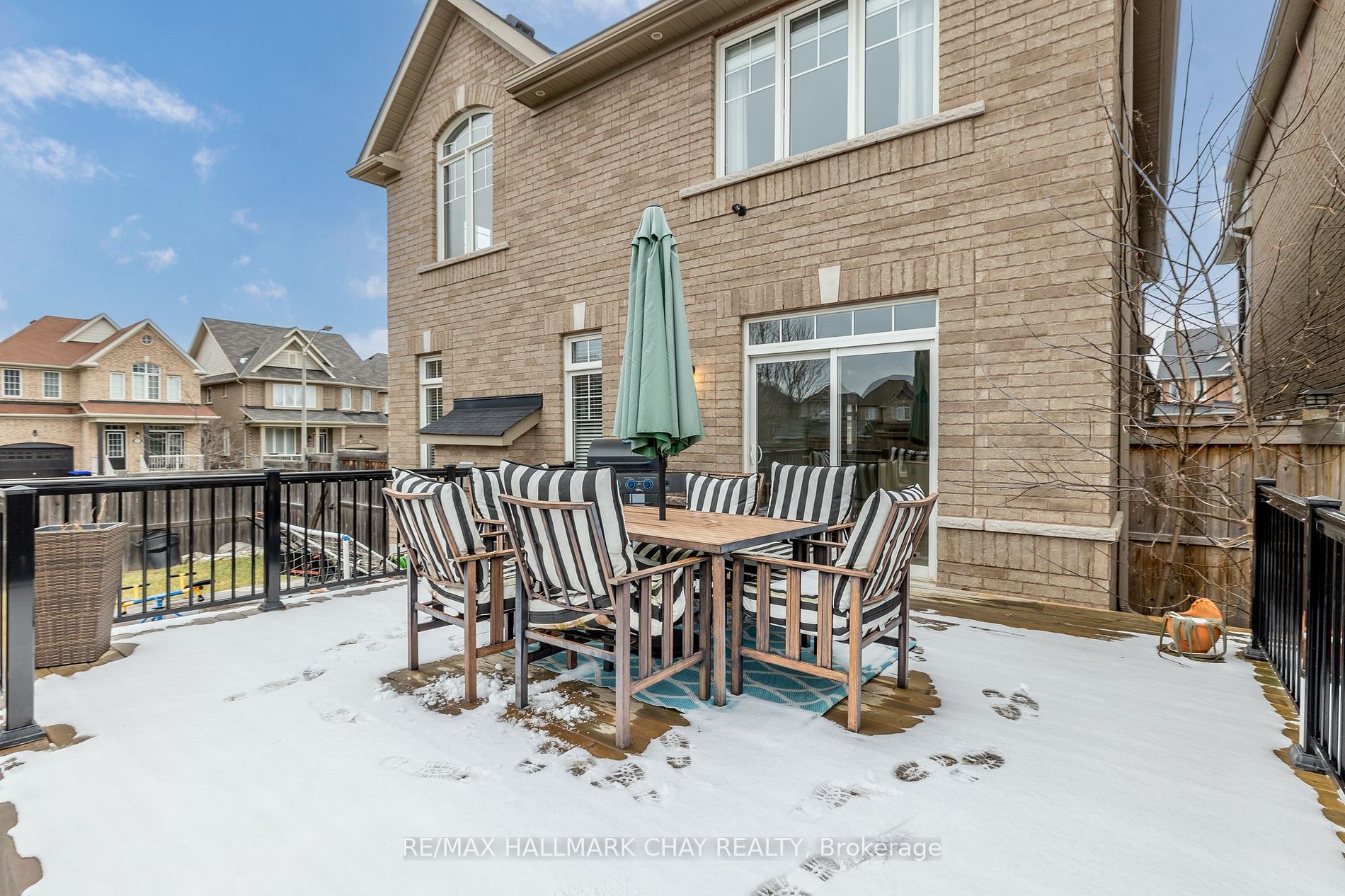 48 Hawke Crescent