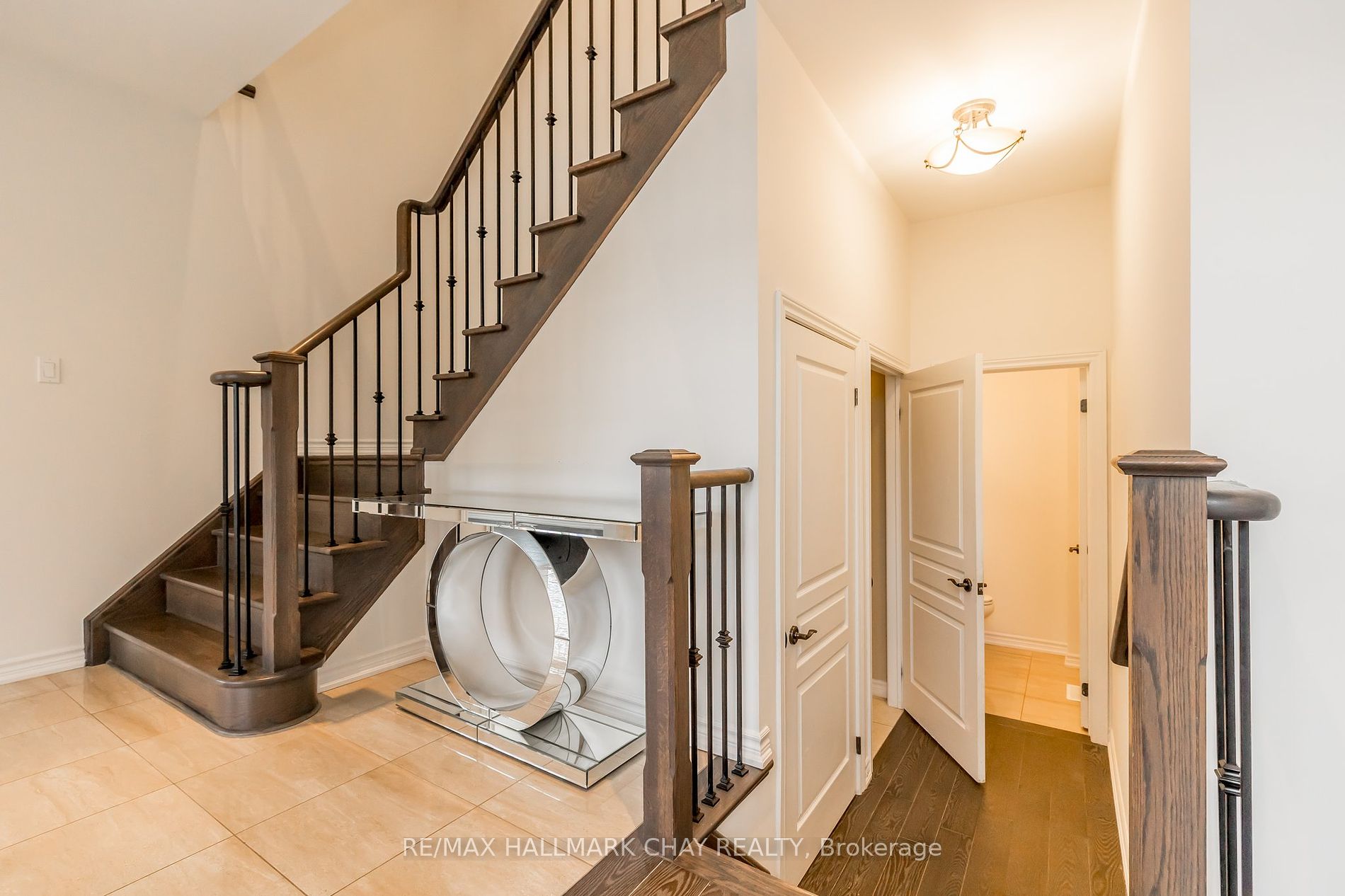 48 Hawke Crescent
