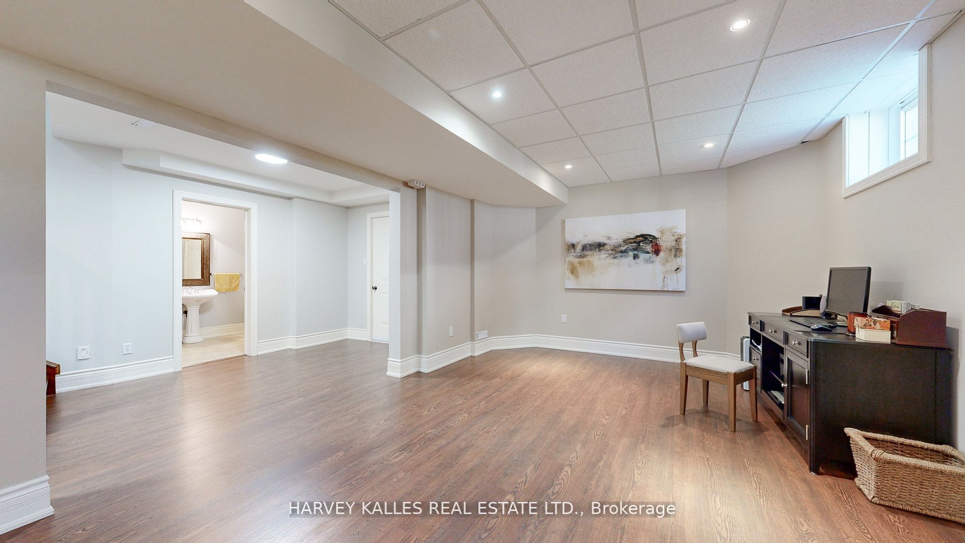 82 English Daisy Crt