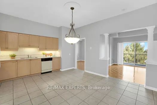 2504 Rutherford Rd, #505