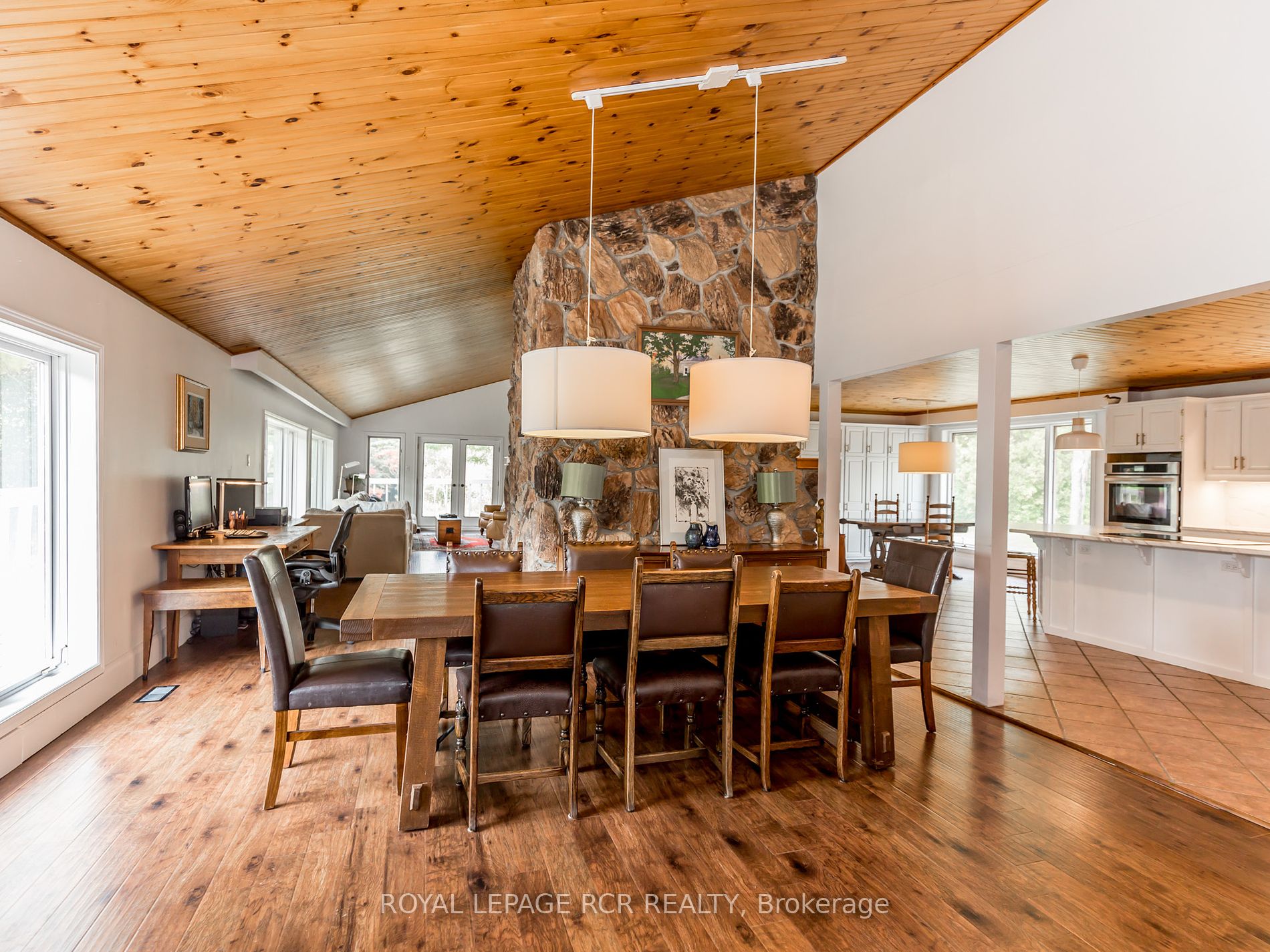 8689 Concession 5 Rd