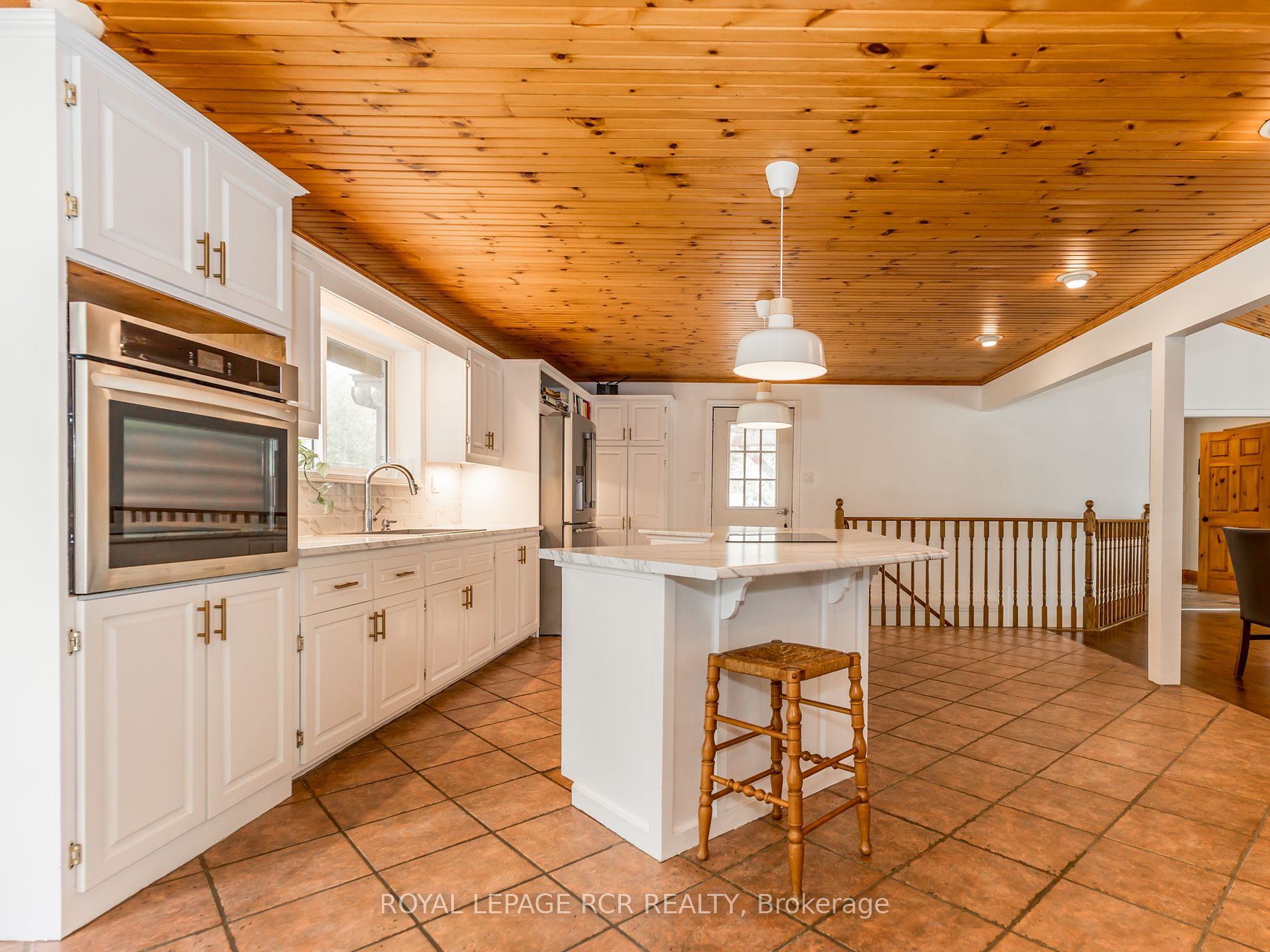 8689 Concession 5 Rd