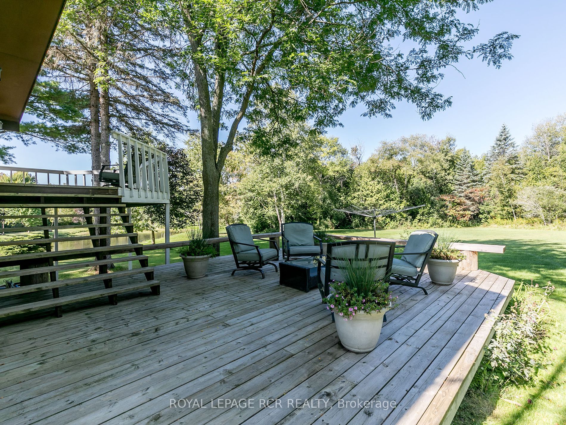 8689 Concession 5 Rd