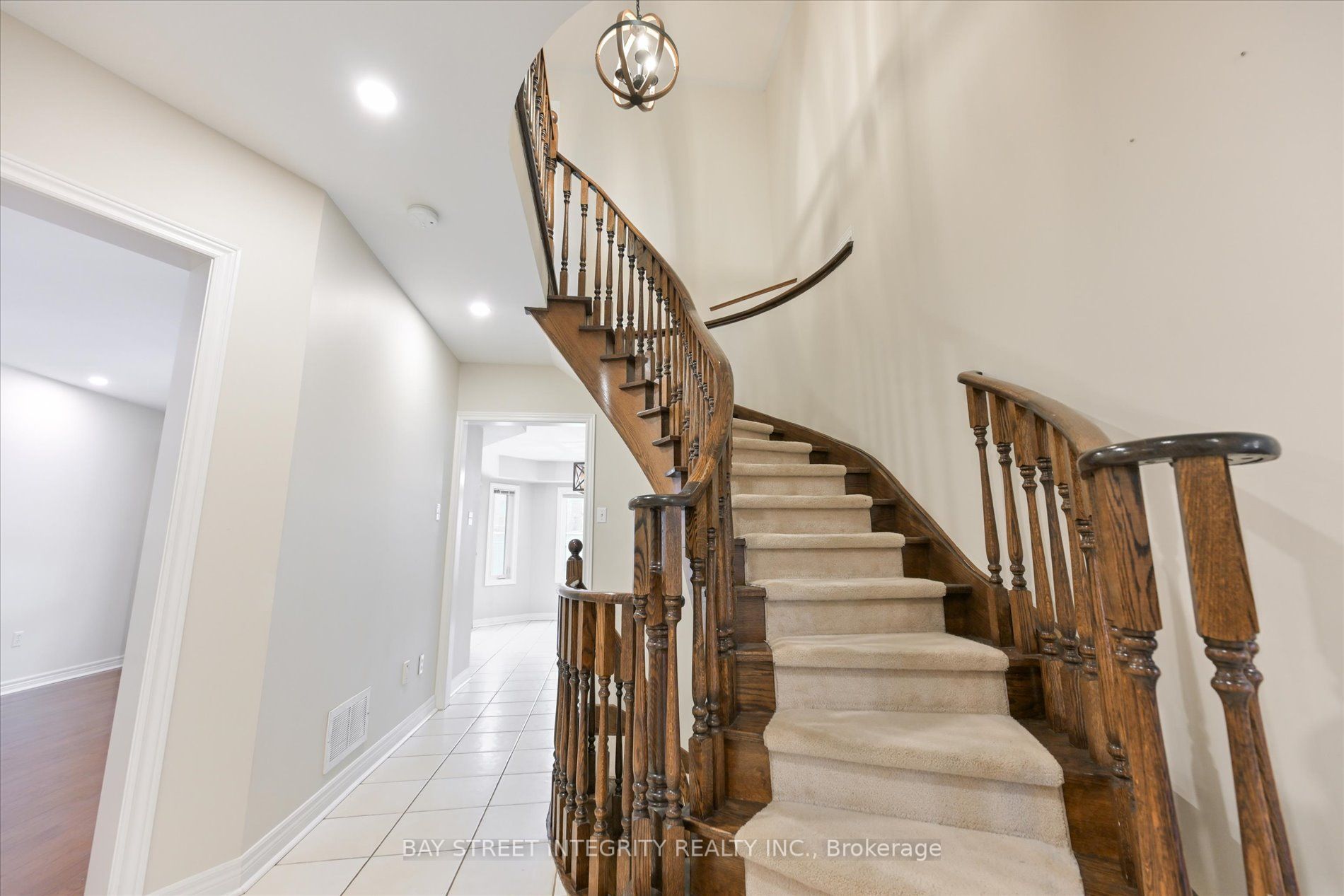 67 Grandlea Crescent