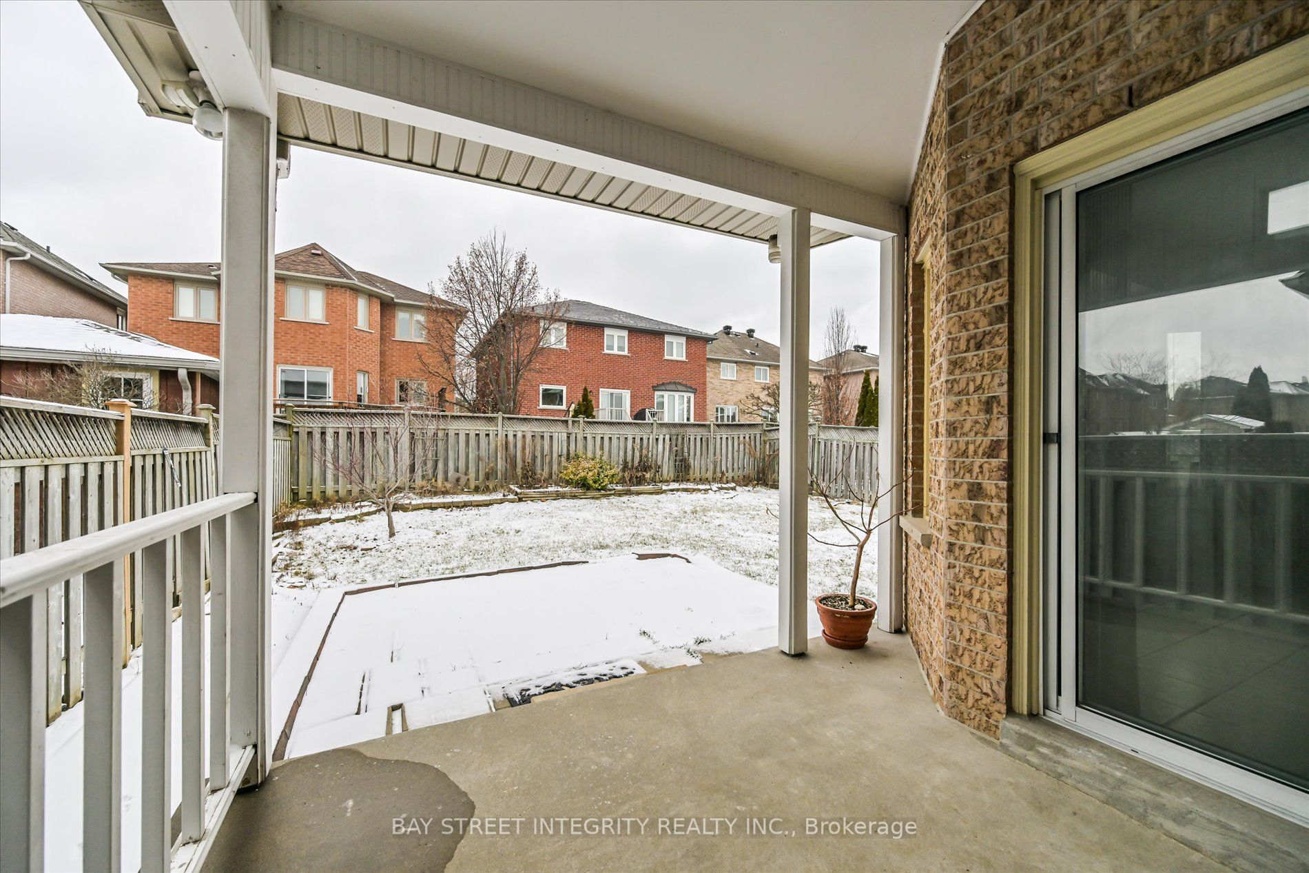 67 Grandlea Crescent