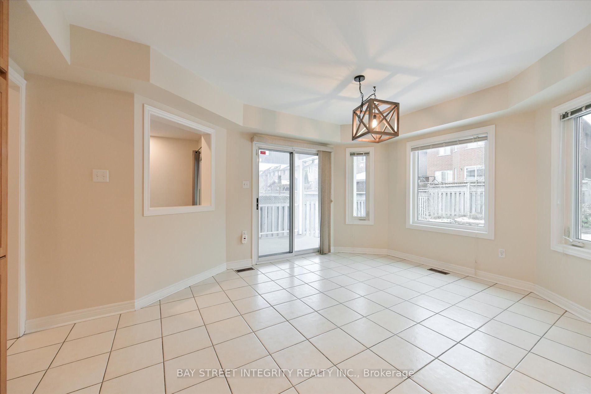 67 Grandlea Crescent