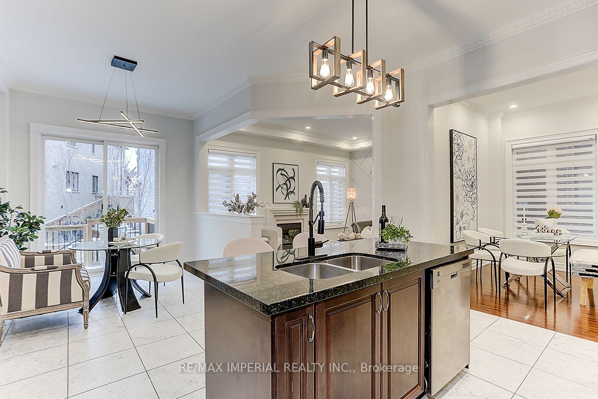 611 Pleasant Ridge Ave