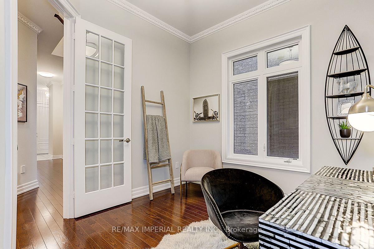 611 Pleasant Ridge Ave