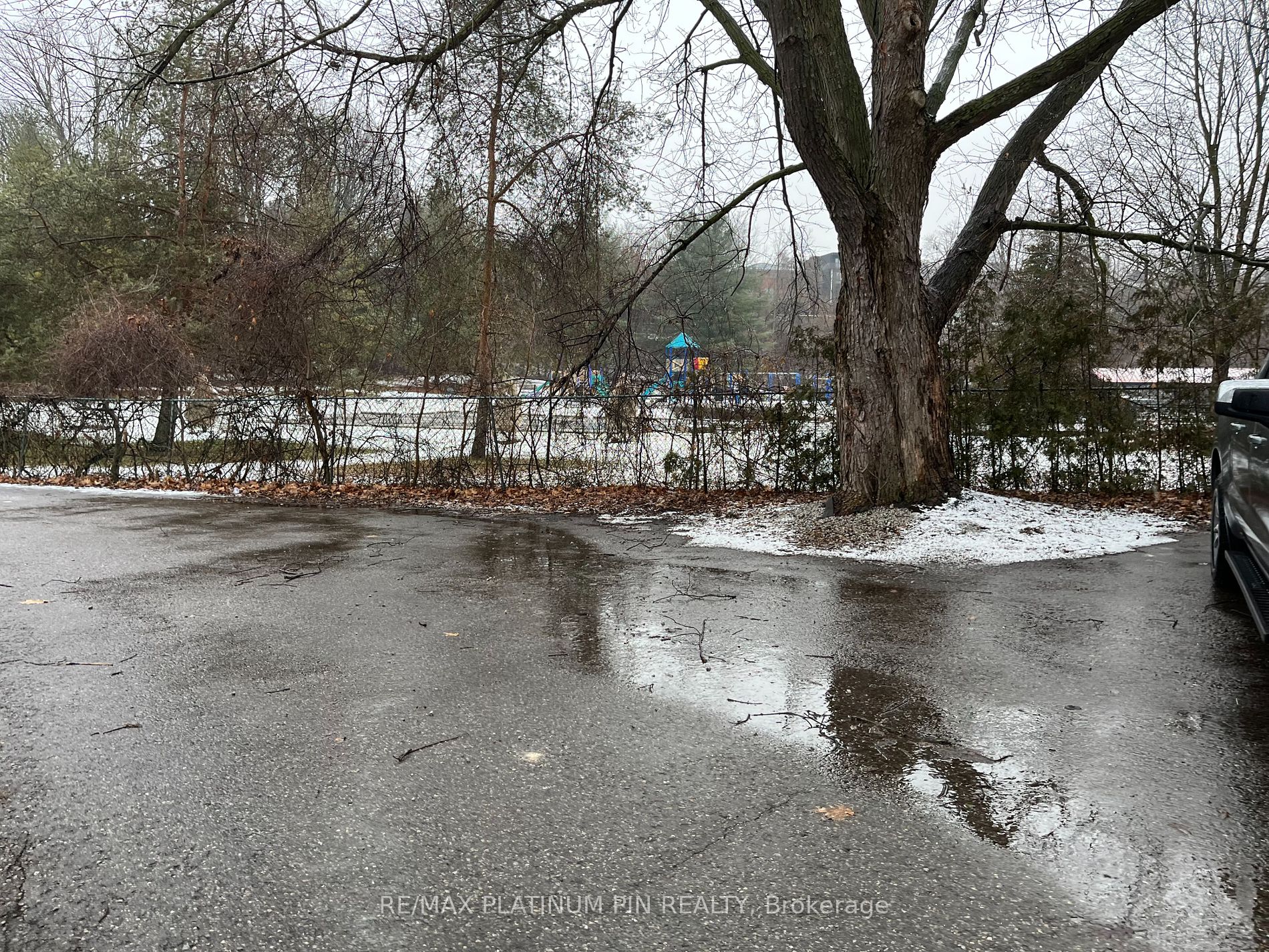 175 Willis Rd