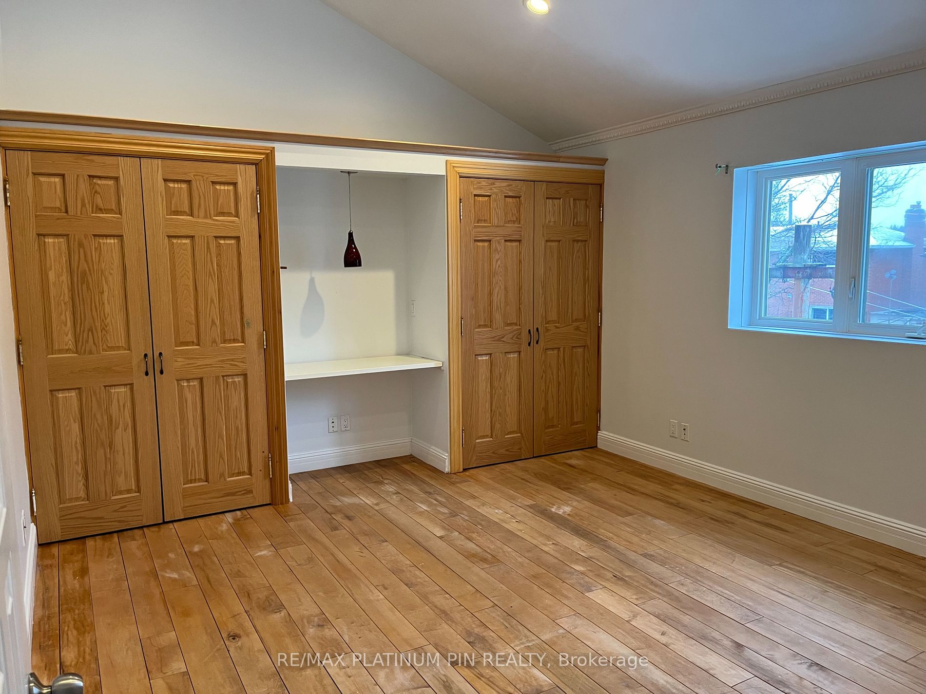 175 Willis Rd