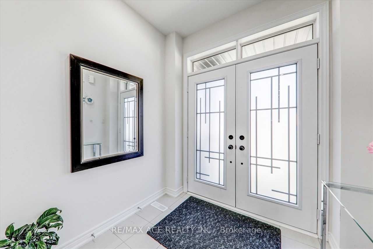 99 Wesmina Ave