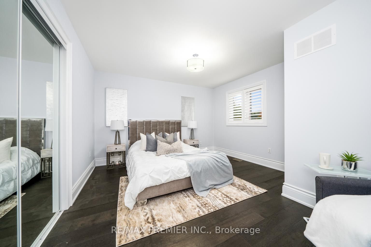66 Benville Cres