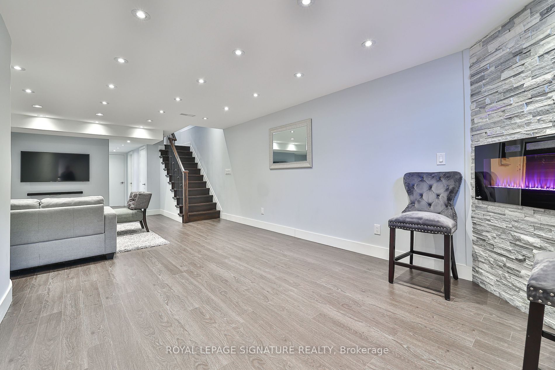 362 Elyse Court
