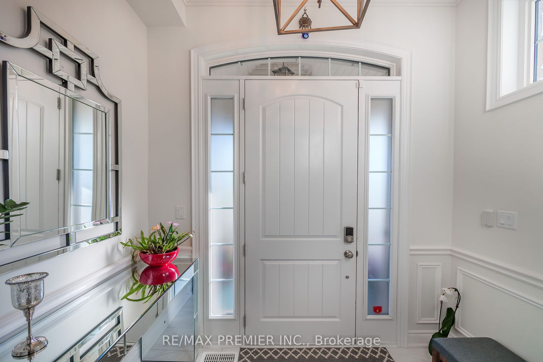 23 Grace Lake Crt
