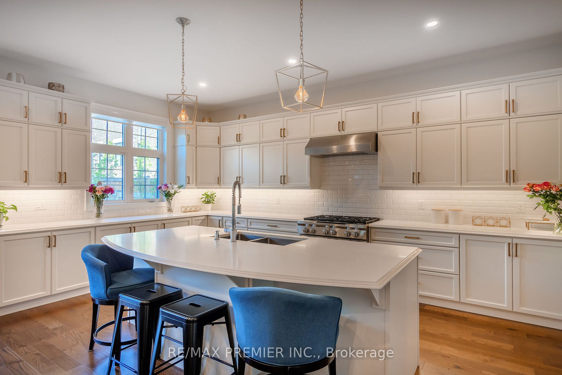23 Grace Lake Crt