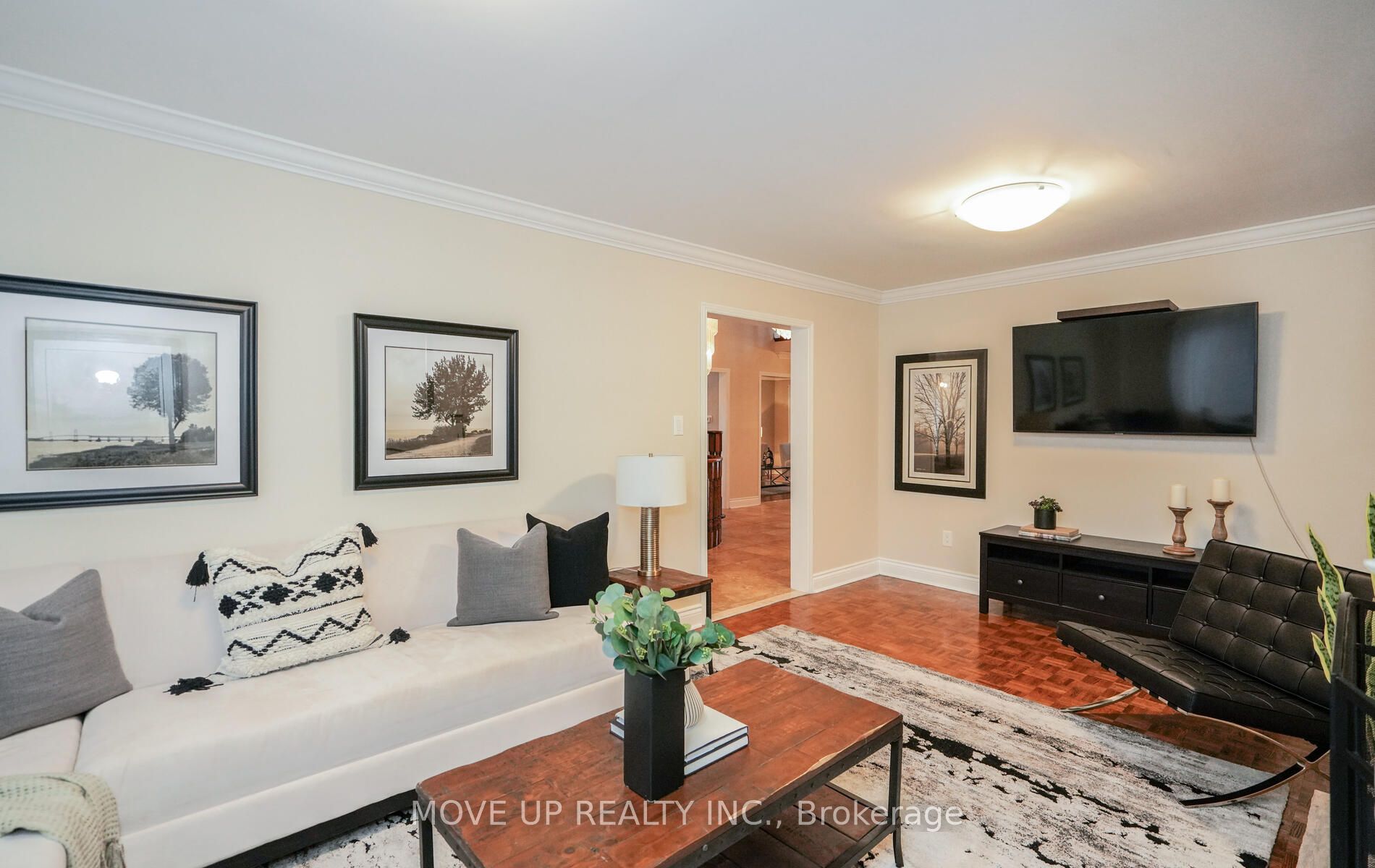 282 Torii St