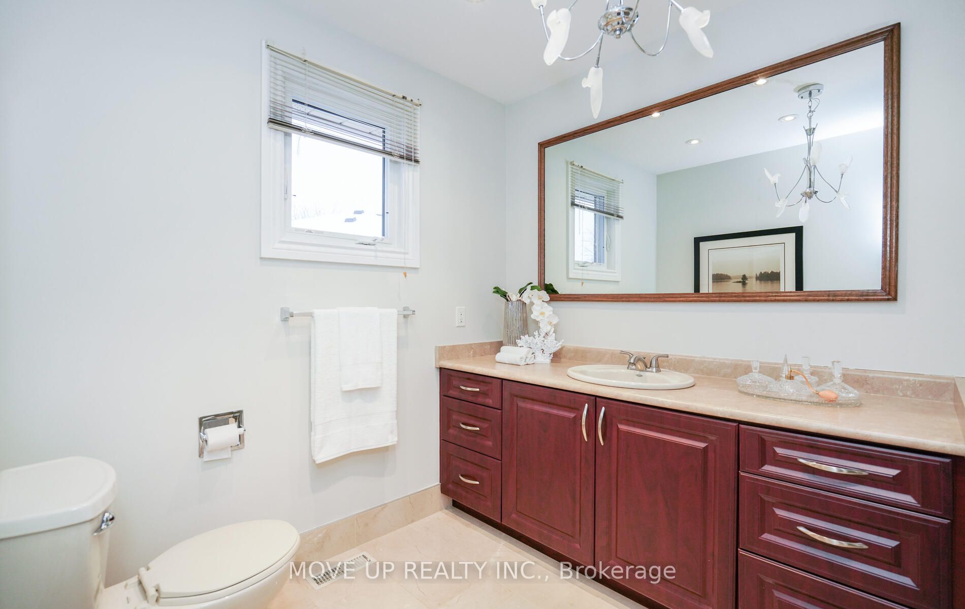282 Torii St