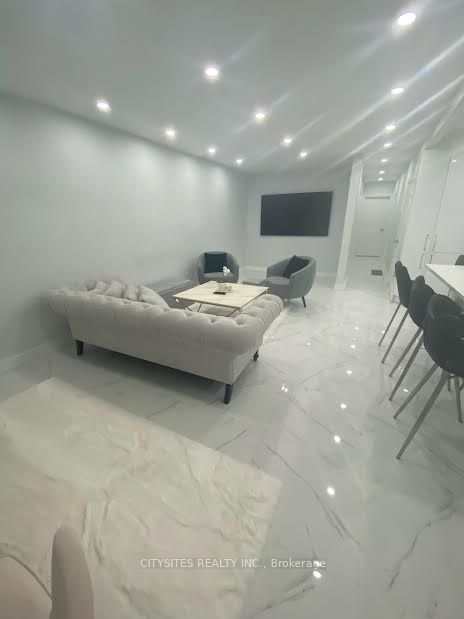 103 Walter Ave, #Main