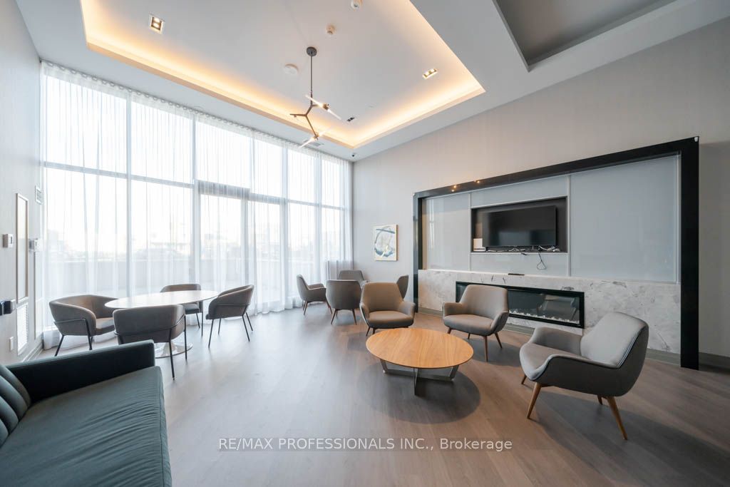 100 Eagle Rock Way, #1011
