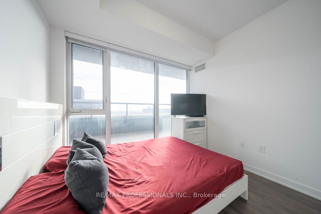 100 Eagle Rock Way, #1011