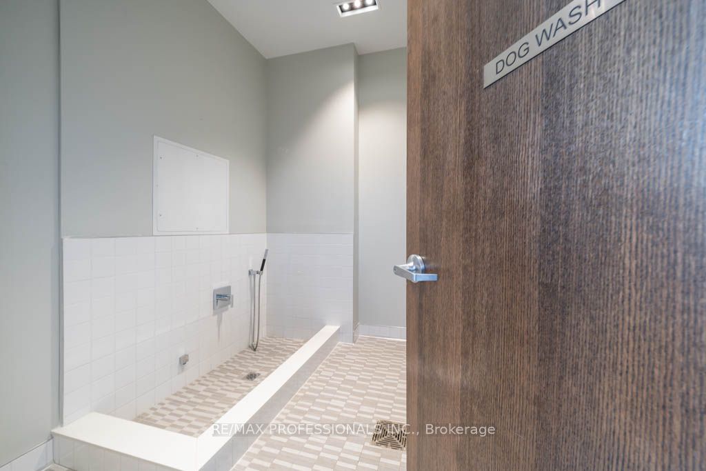 100 Eagle Rock Way, #1011