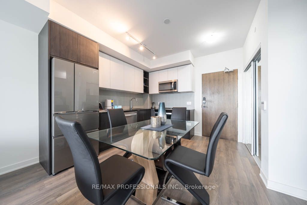 100 Eagle Rock Way, #1011