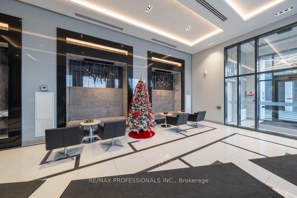 100 Eagle Rock Way, #1011