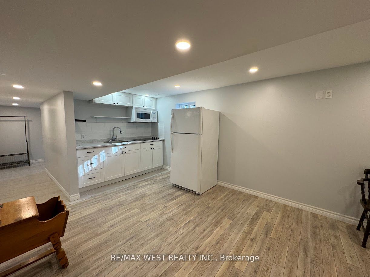 20 Britannia Avenue, #Bsmt