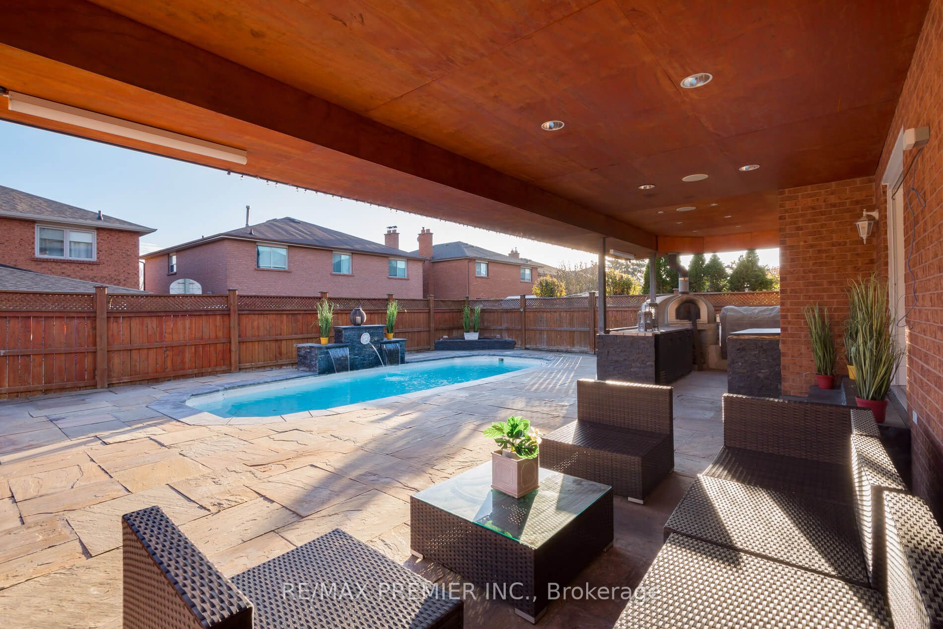 61 Bellona Street