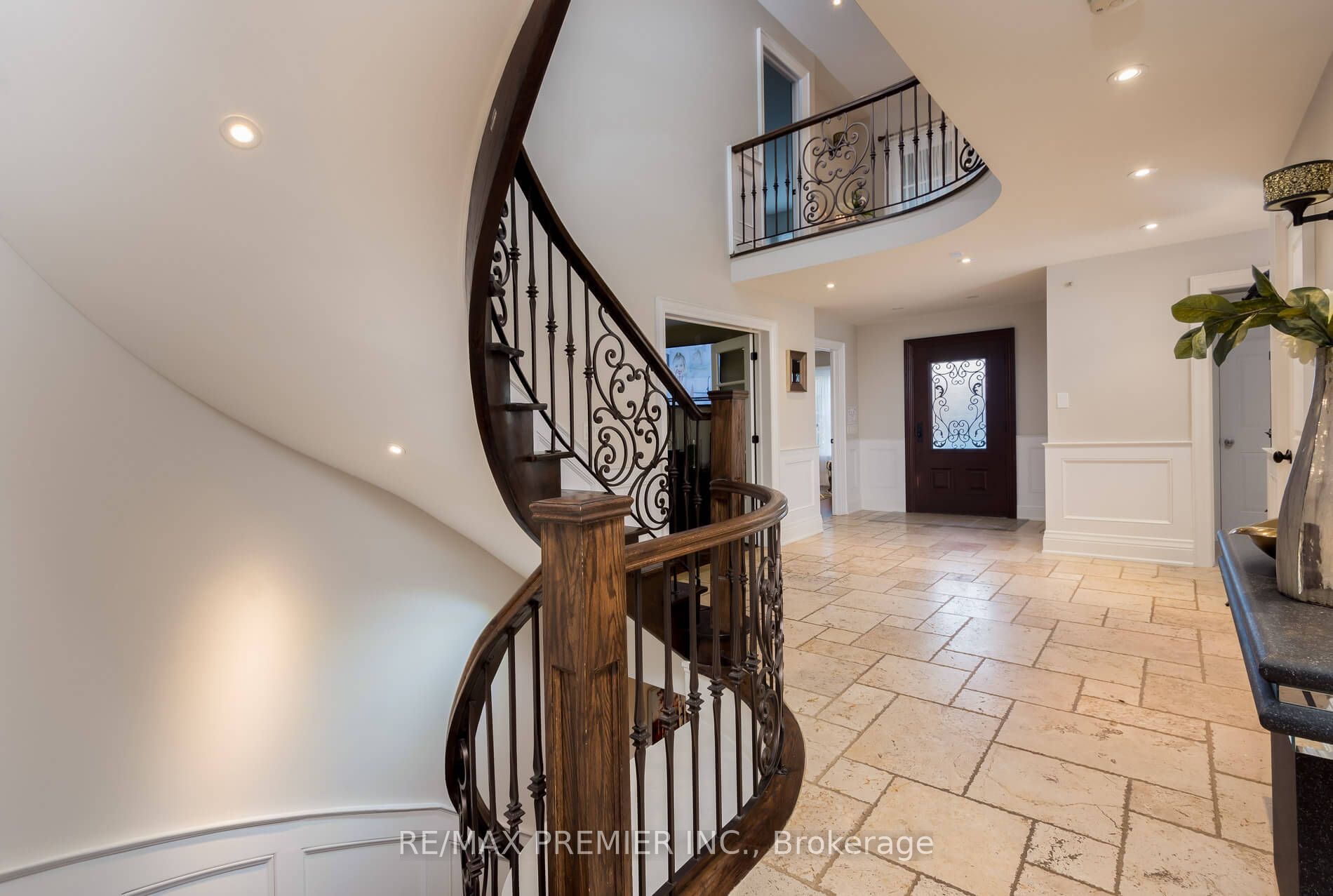 61 Bellona Street