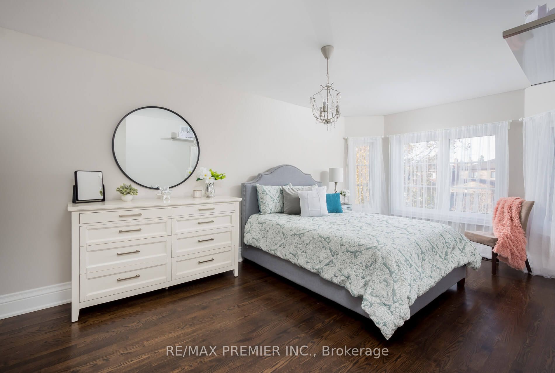 61 Bellona Street