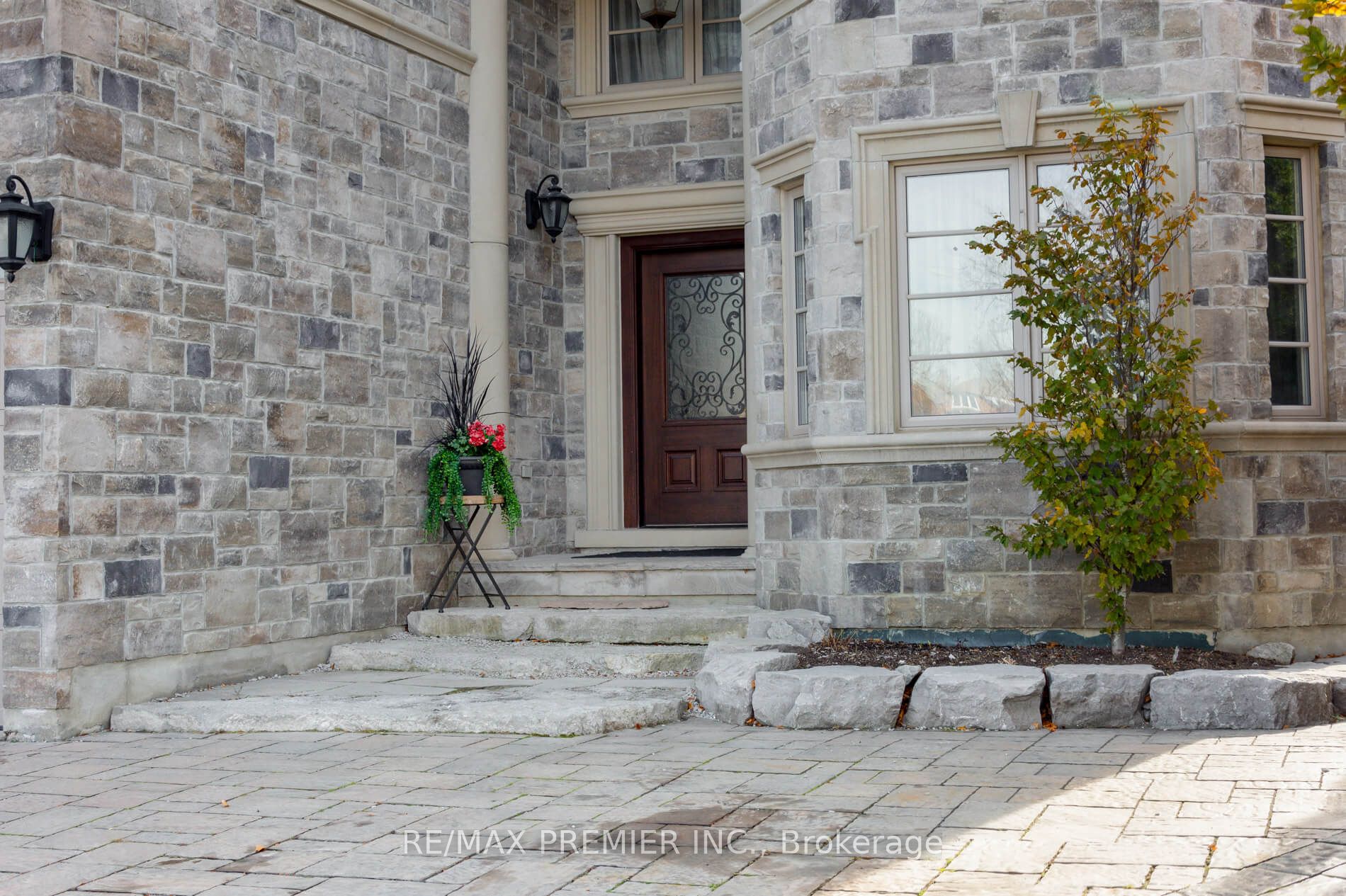 61 Bellona Street