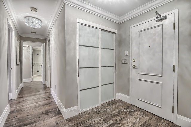 20 Harding Boulevard W, #110