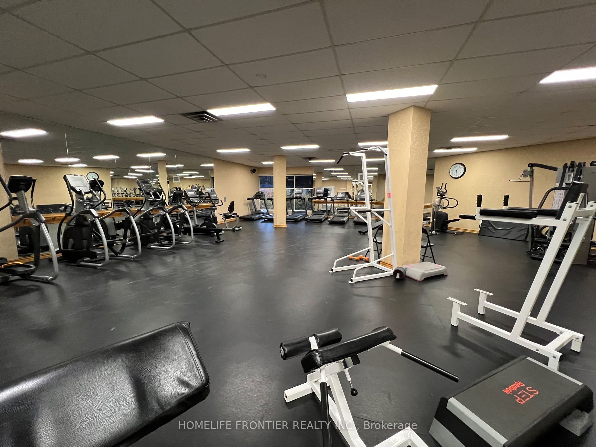 20 Harding Boulevard W, #110