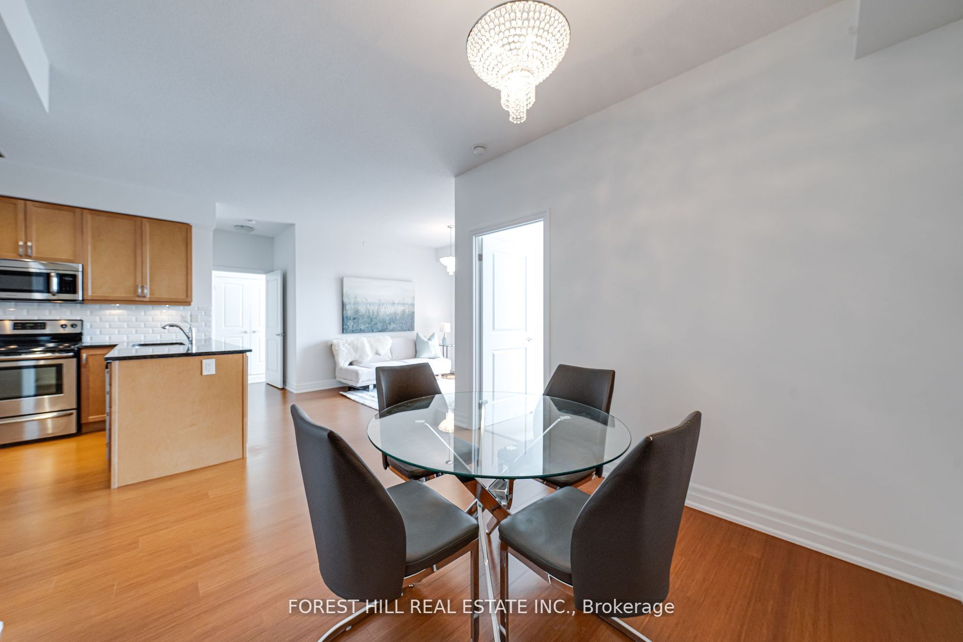 111 Civic Square Gate, #328