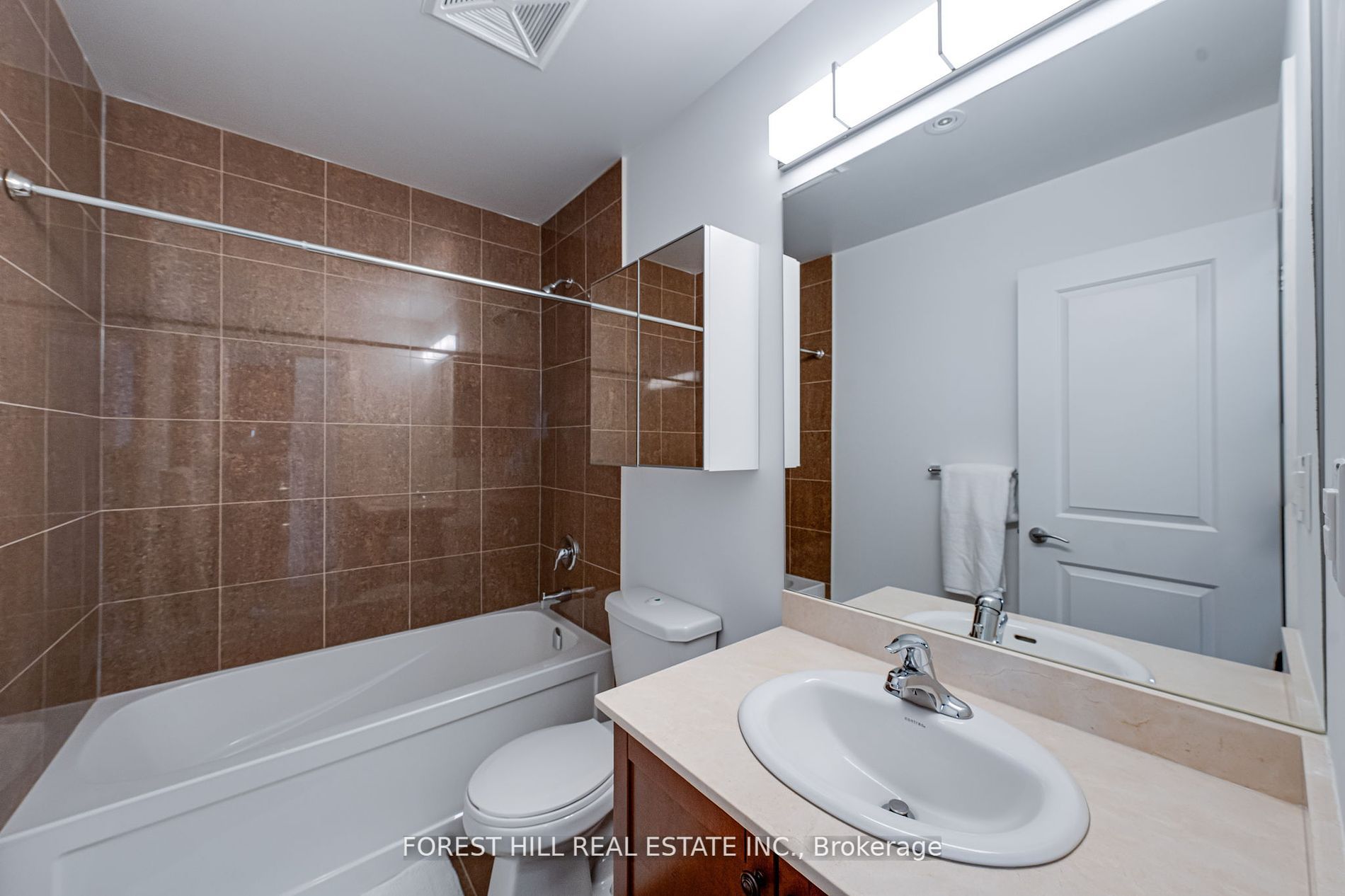 111 Civic Square Gate, #328