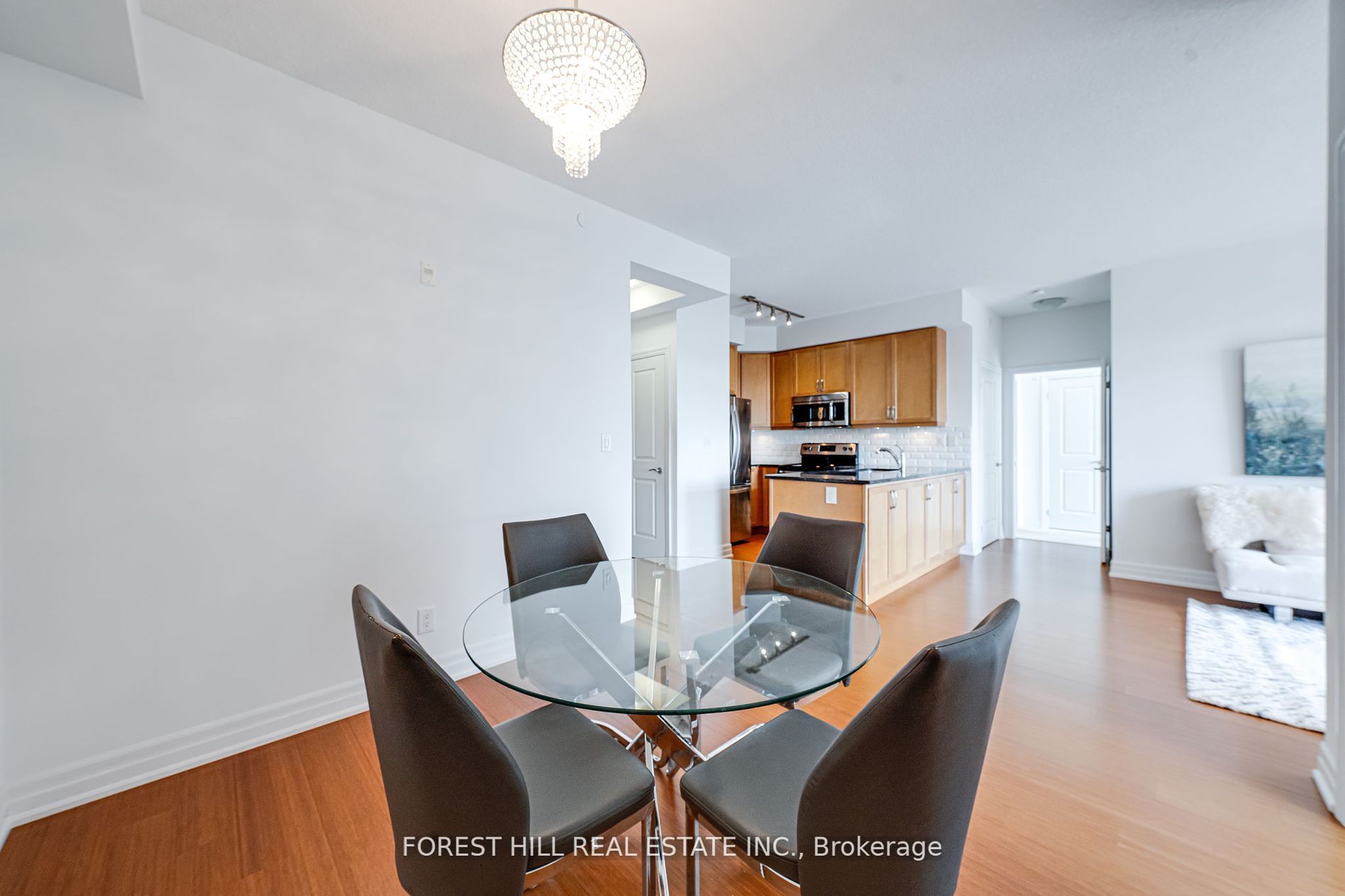 111 Civic Square Gate, #328