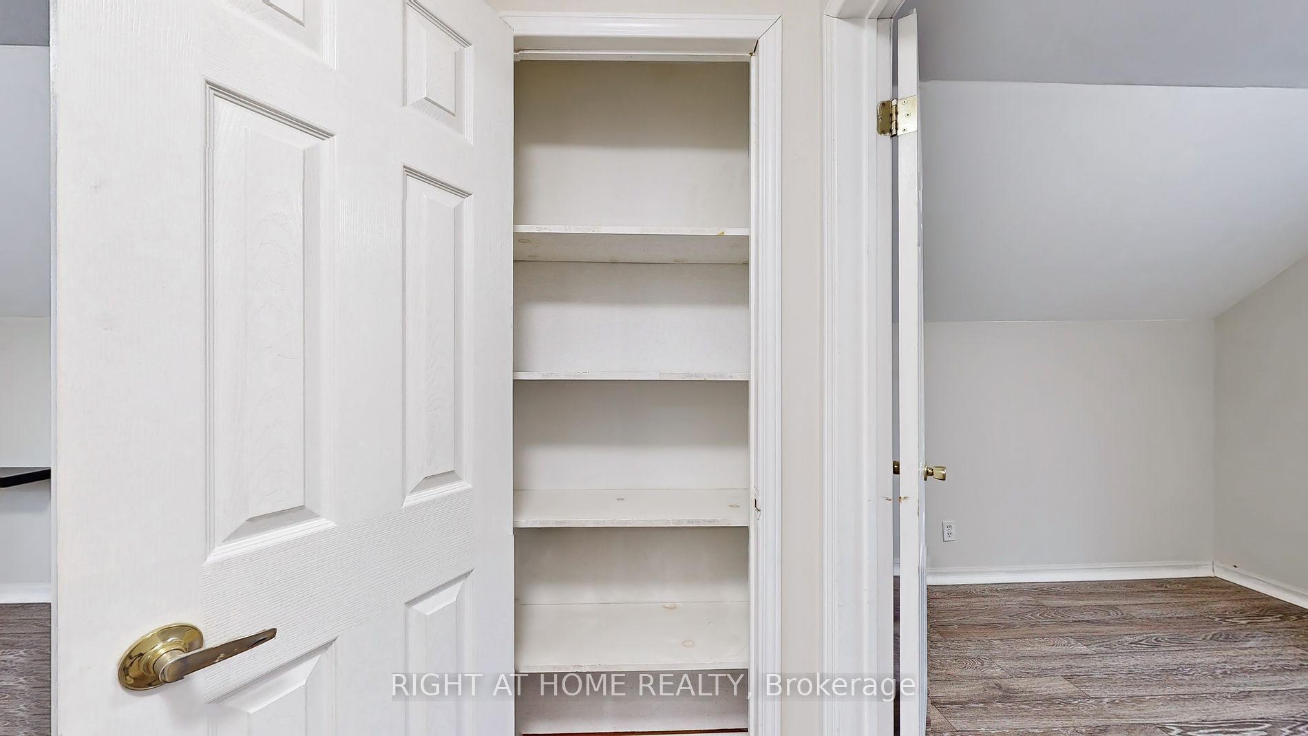 265 Andrew St
