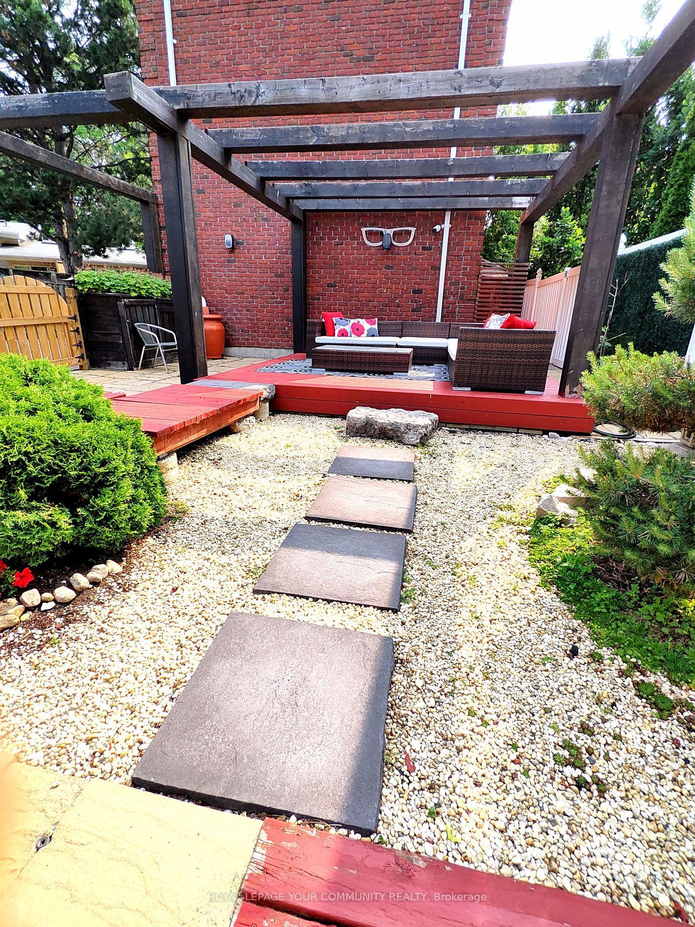 253 Carlton Road