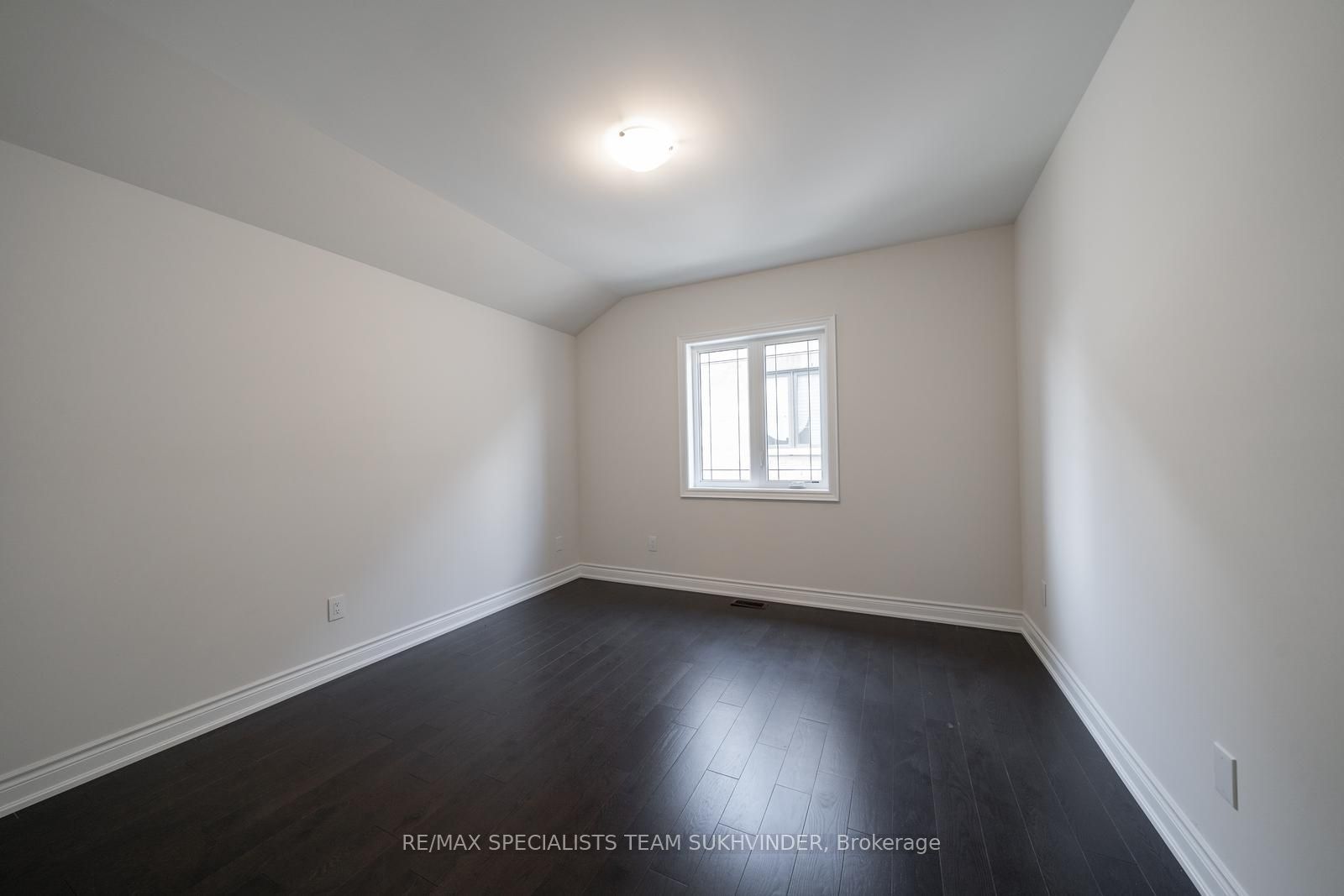 57 Appleyard Ave