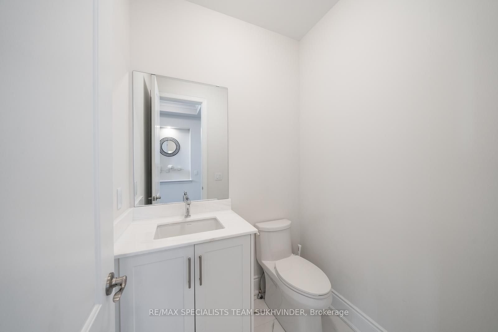 57 Appleyard Ave