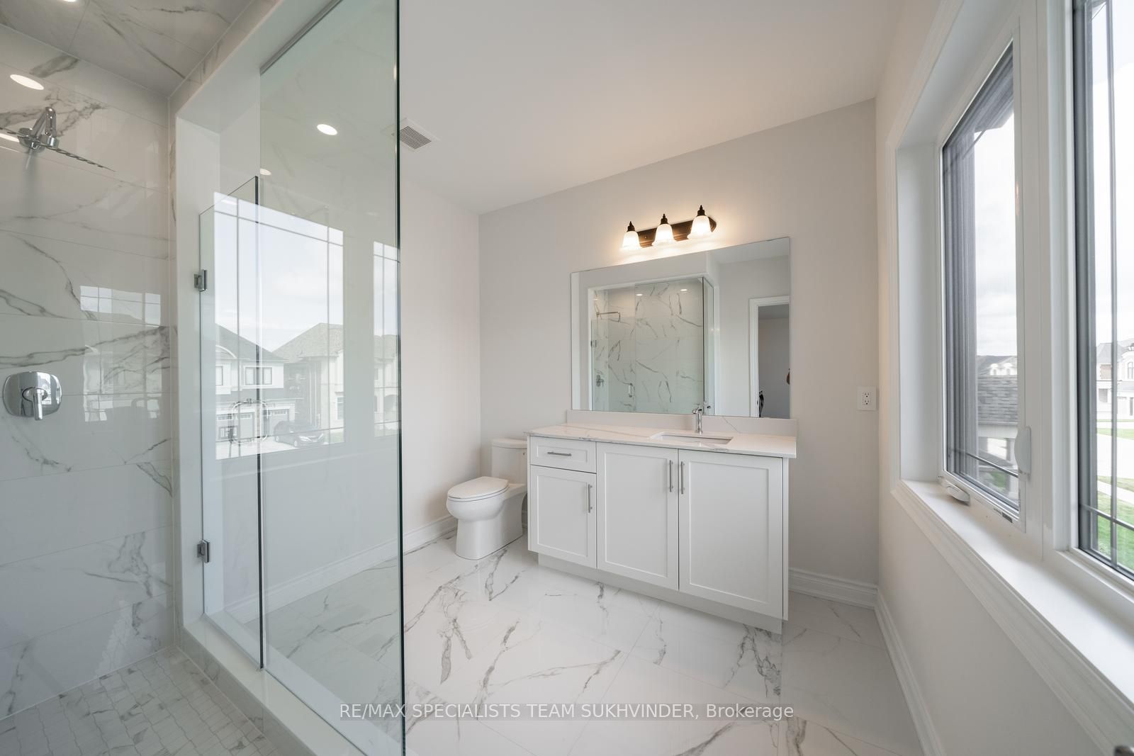 57 Appleyard Ave