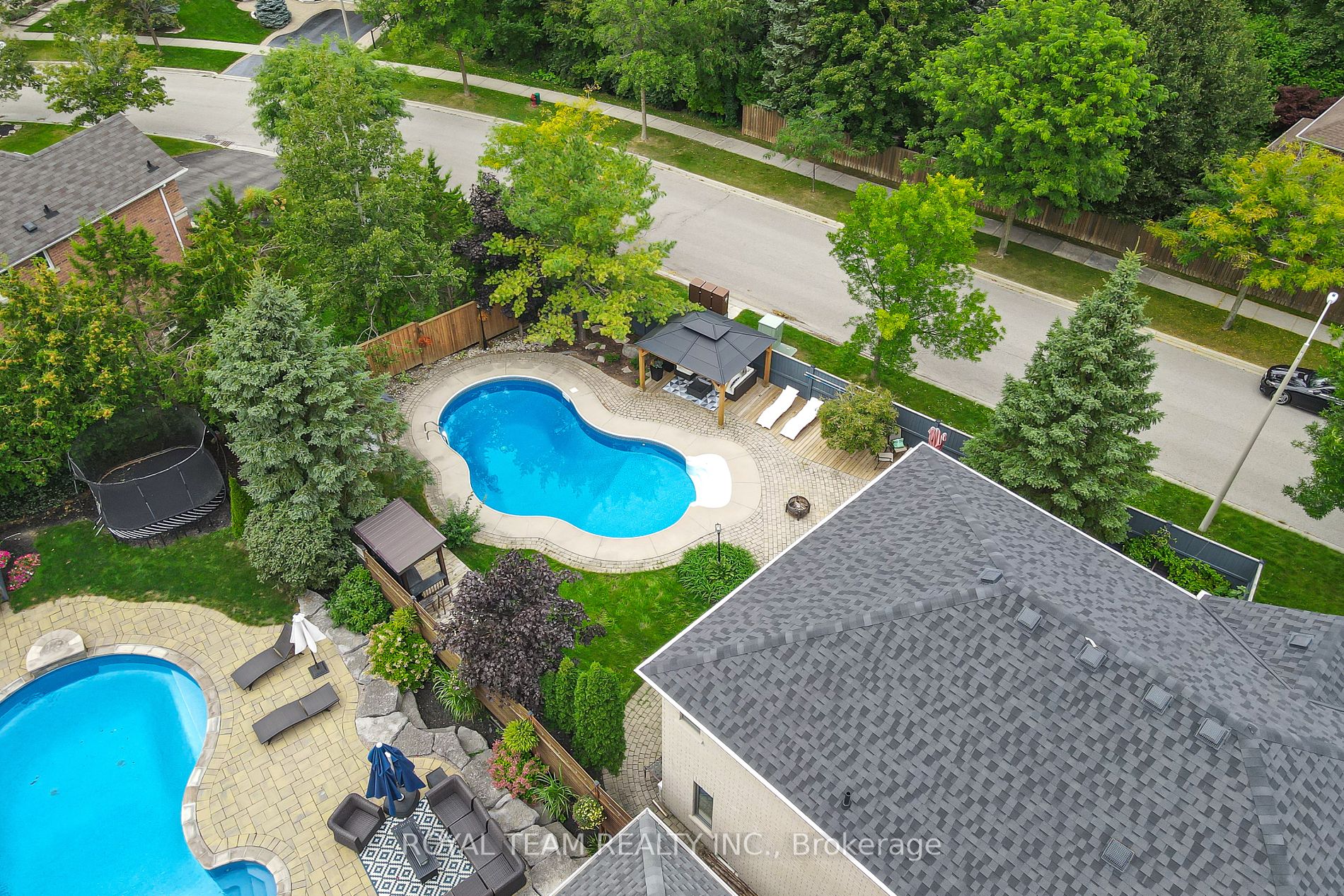 2 Gleave Court