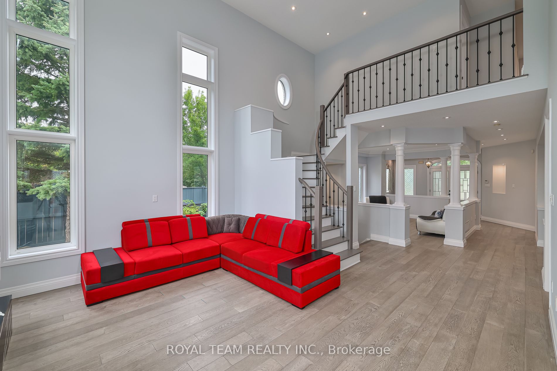 2 Gleave Court